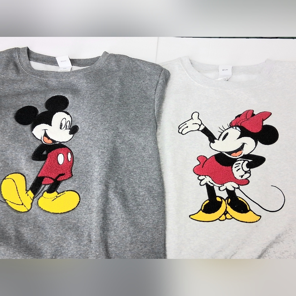Mickey‎ & Minnie Mouse Sweatshirts Women's Size XXL Gray Set Of 2 Crew Neck